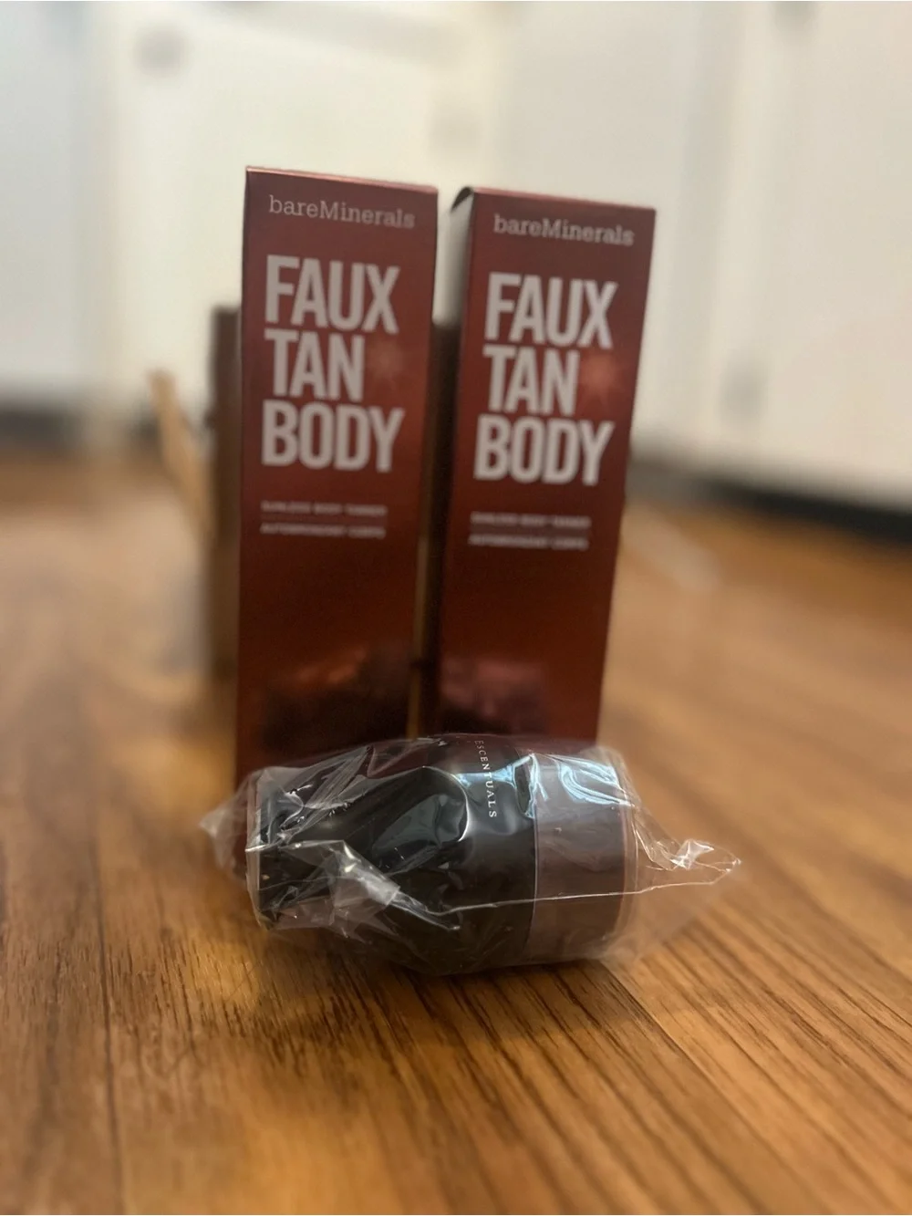 🔥Bare Escentuals Faux Tan Body Sunless Tanner🔥
